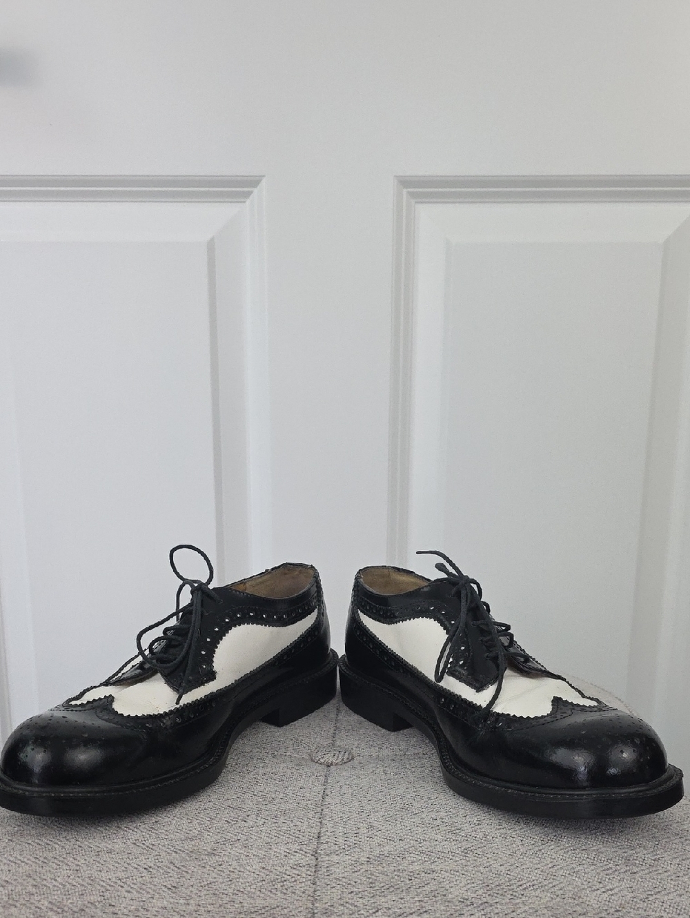 Vintage Clifford & Wills Made in Italy Two-Tone Spectator Wingtip Oxfords 7.5 - Picture 7 of 9